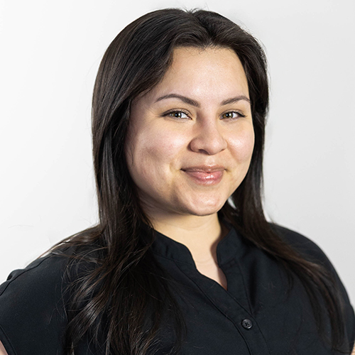 Elana, Dental Assistant